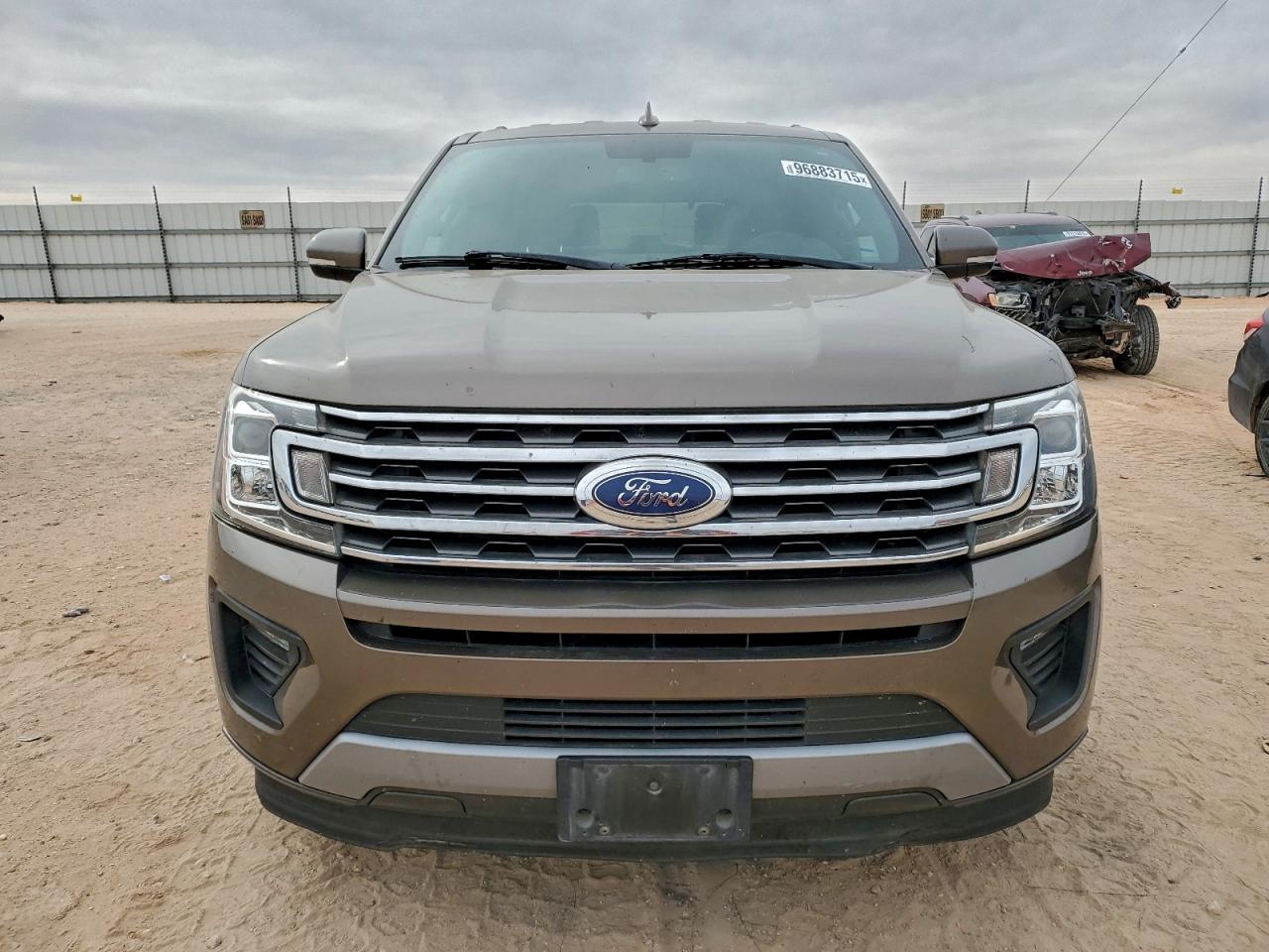 2019 FORD EXPEDITION XLT photo 5