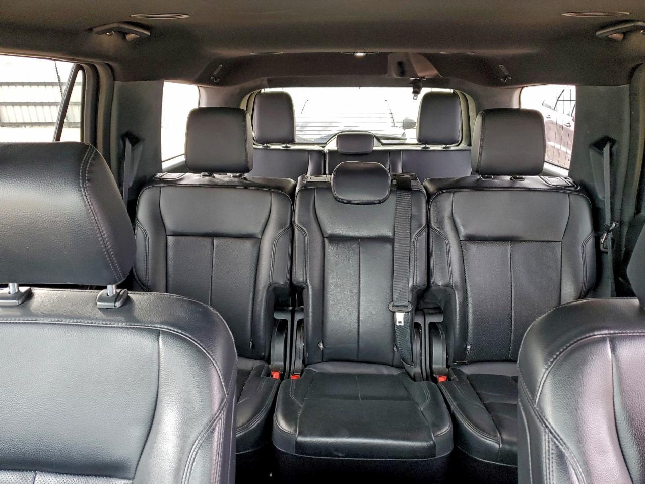 2019 FORD EXPEDITION XLT photo 10