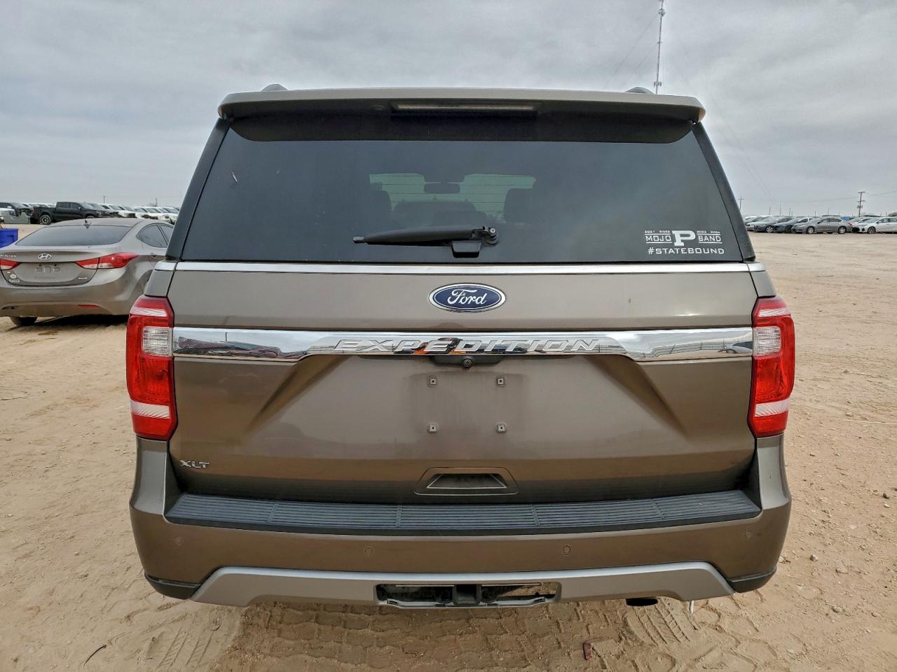 2019 FORD EXPEDITION XLT photo 6