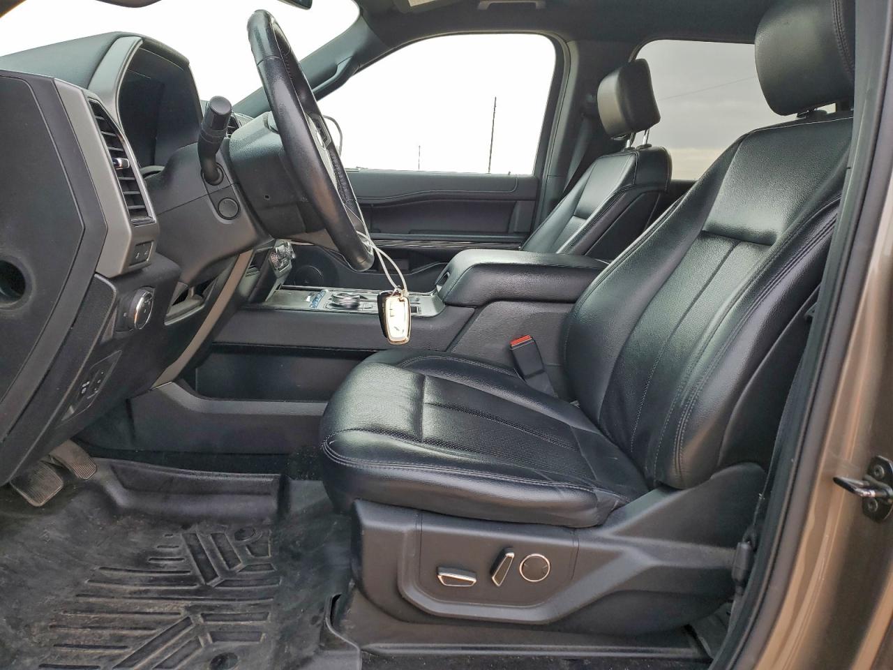 2019 FORD EXPEDITION XLT photo 7