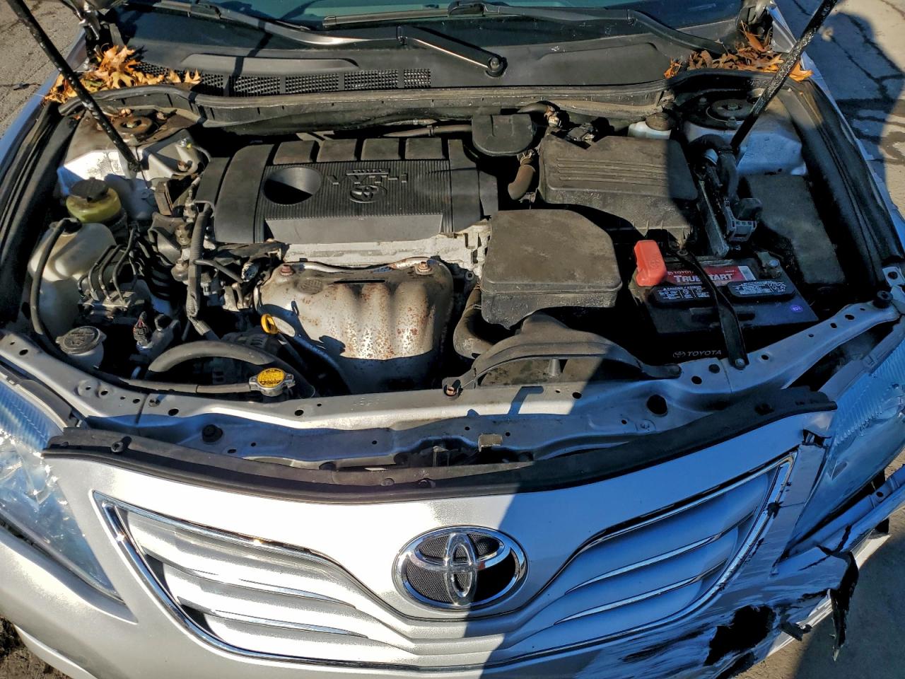 2011 TOYOTA CAMRY BASE photo 11