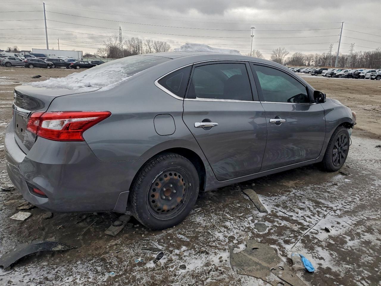 2019 NISSAN SENTRA S photo 3