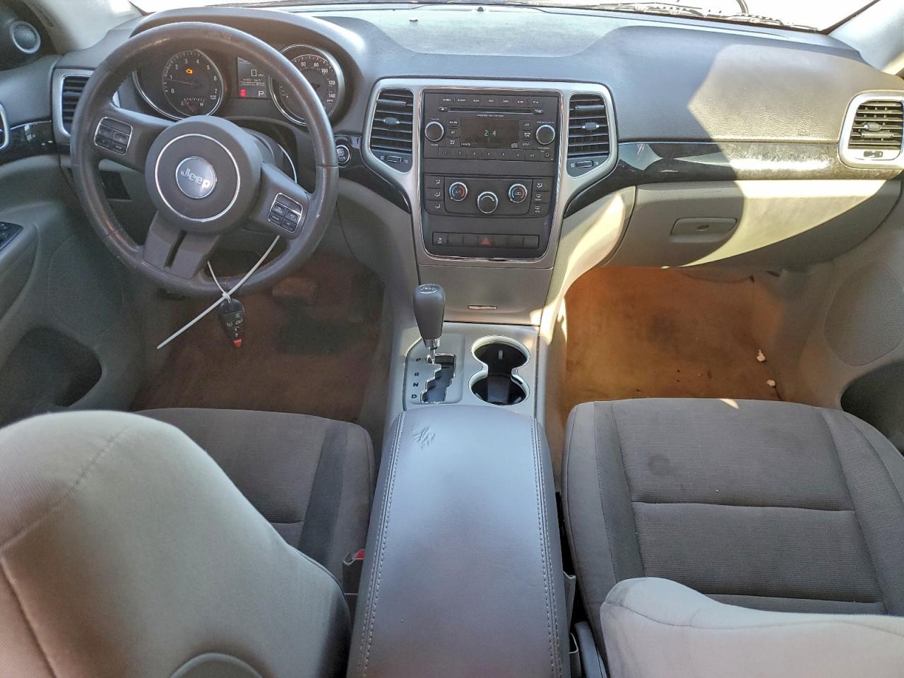 2012 JEEP GRAND CHEROKEE LAREDO photo 8