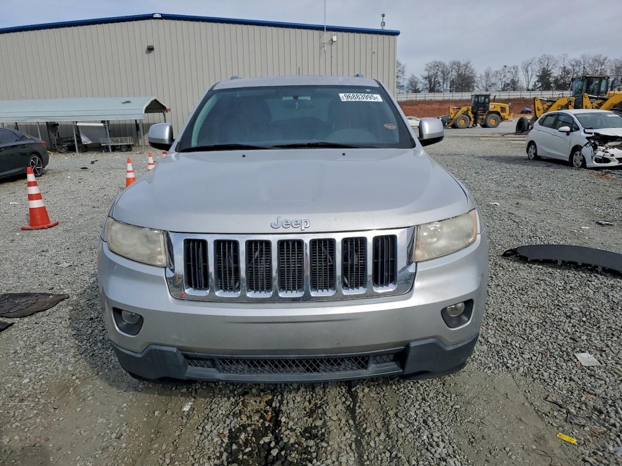 2012 JEEP GRAND CHEROKEE LAREDO photo 5