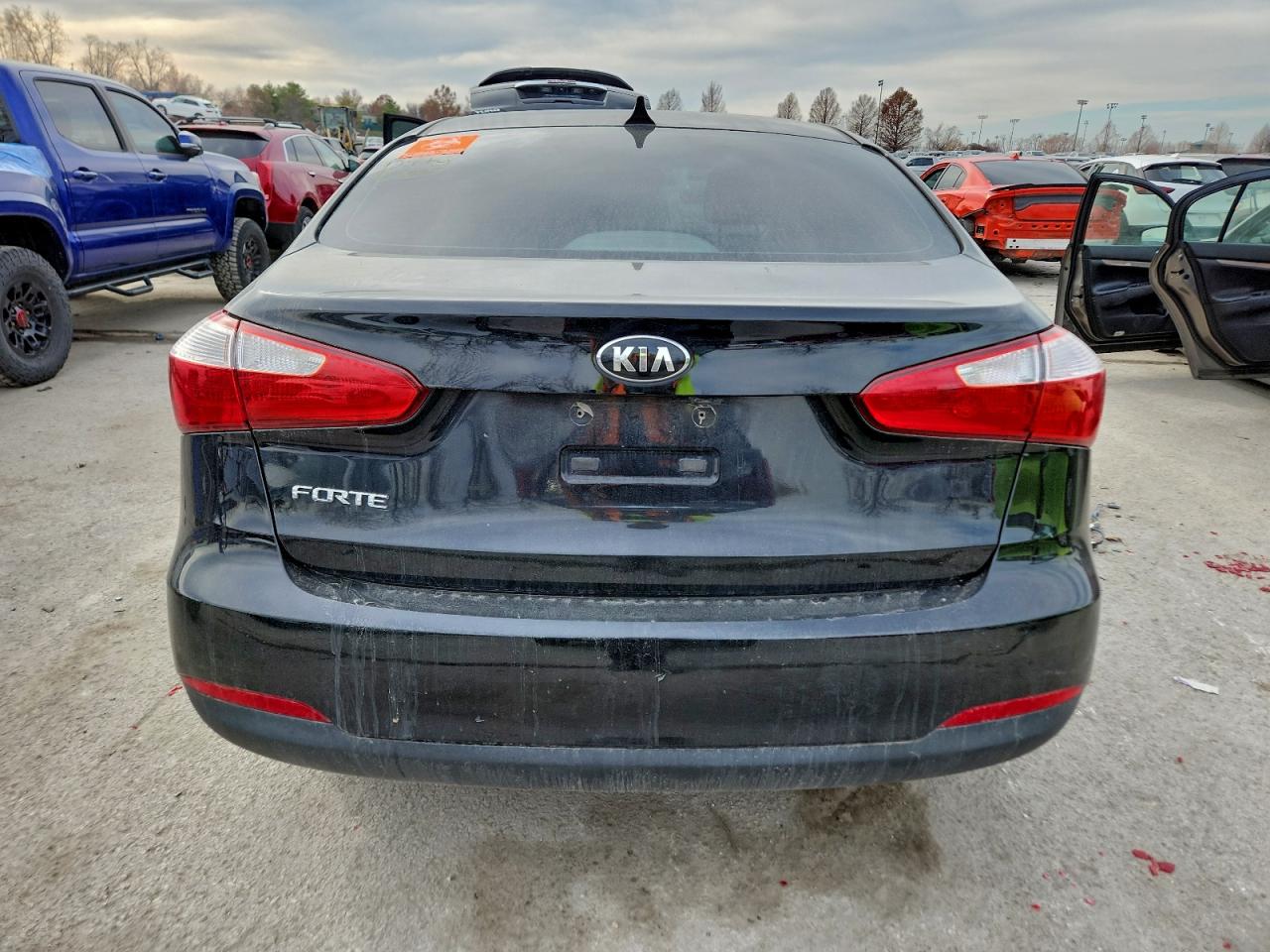 2015 KIA FORTE LX photo 6