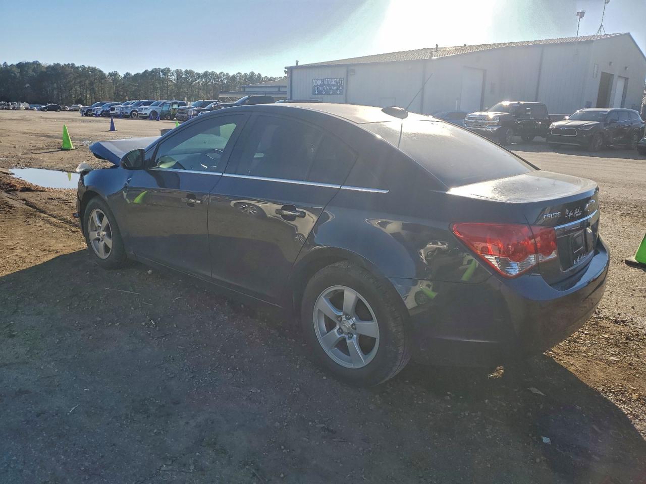 2015 CHEVROLET CRUZE LT photo 2