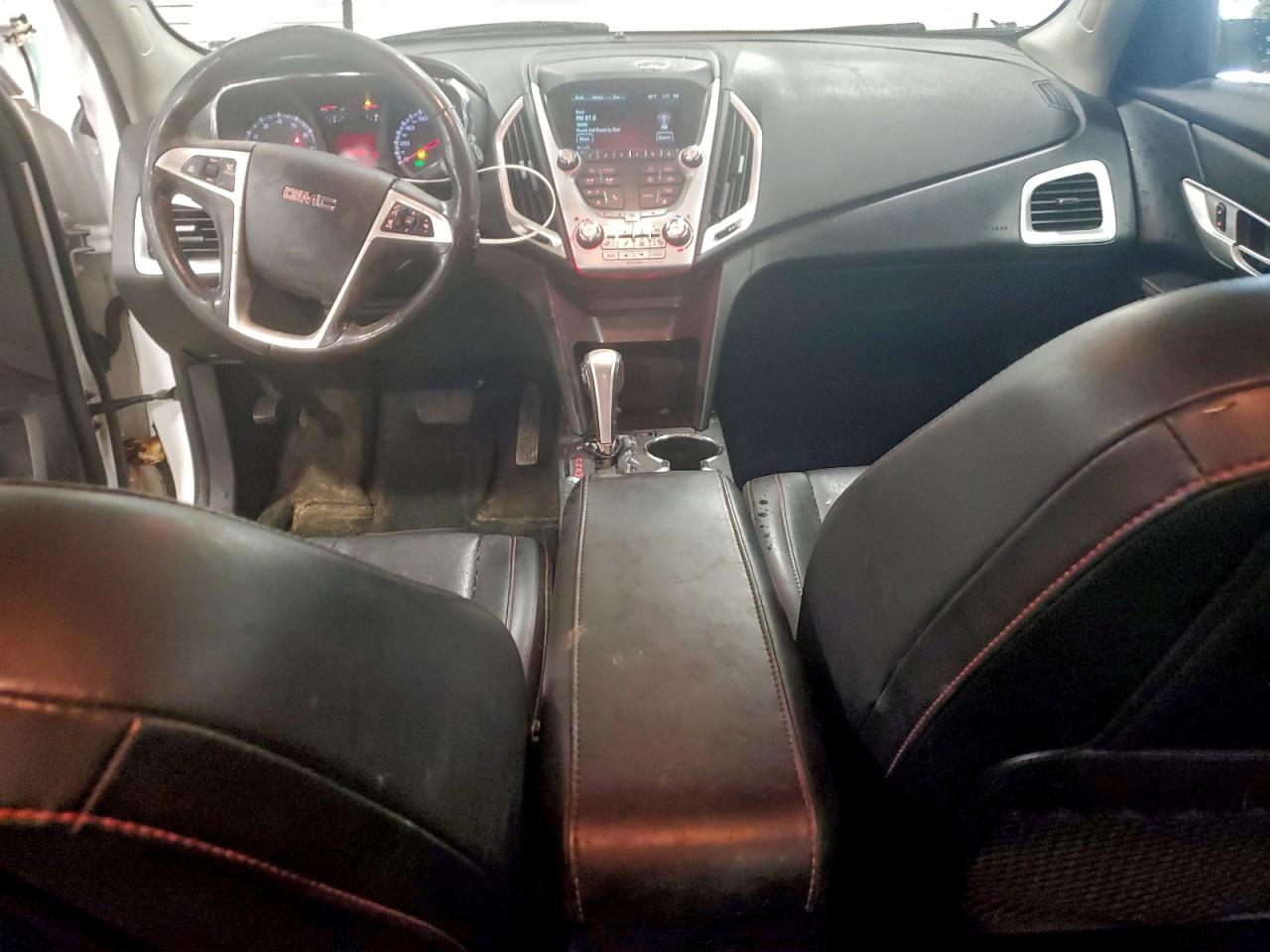 2012 GMC TERRAIN SLT photo 8