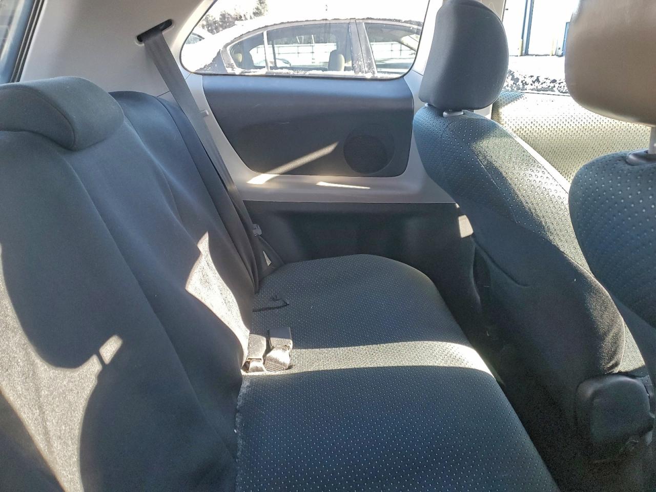 2007 TOYOTA YARIS photo 10