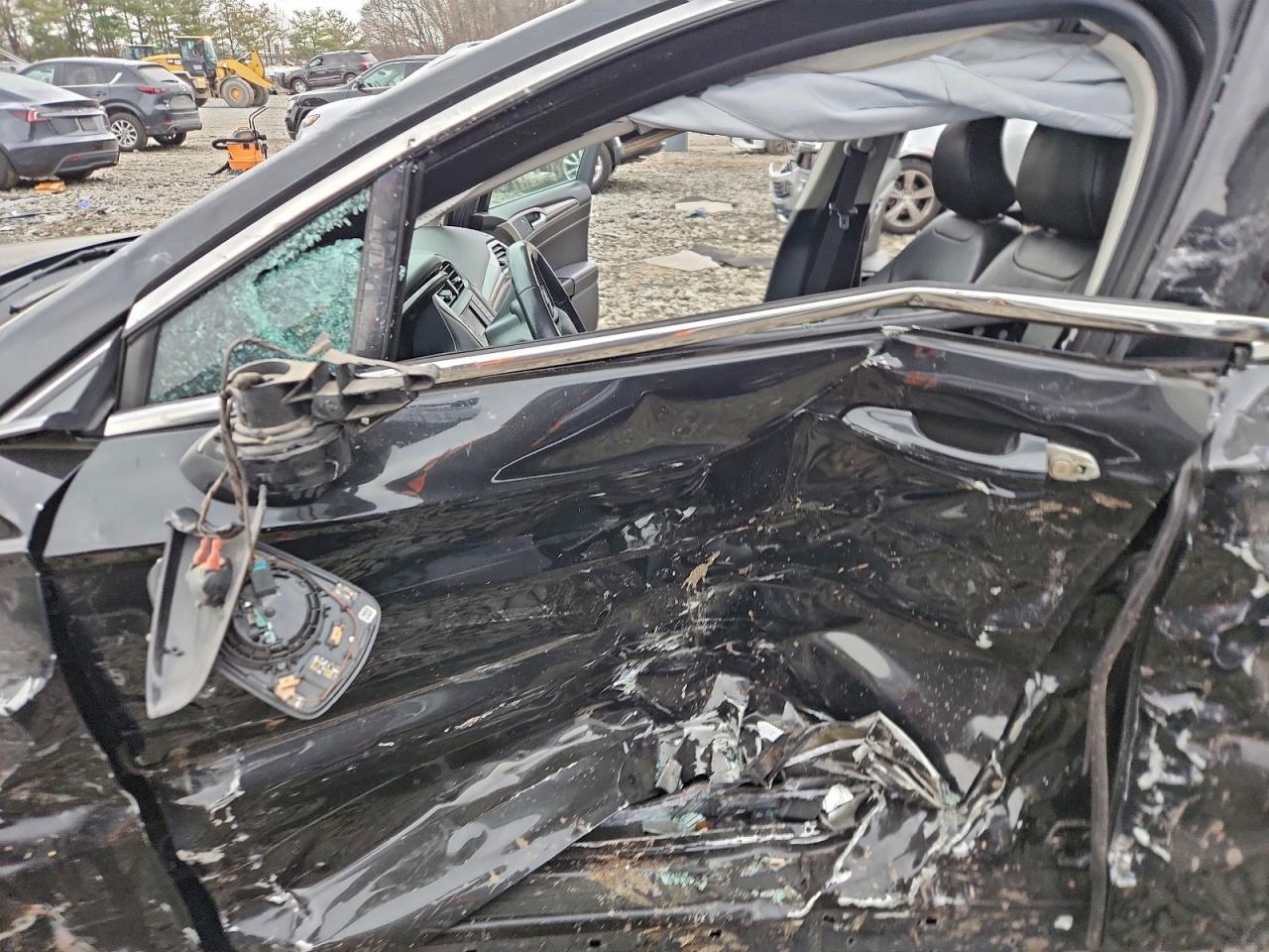 2015 FORD FUSION SE photo 13