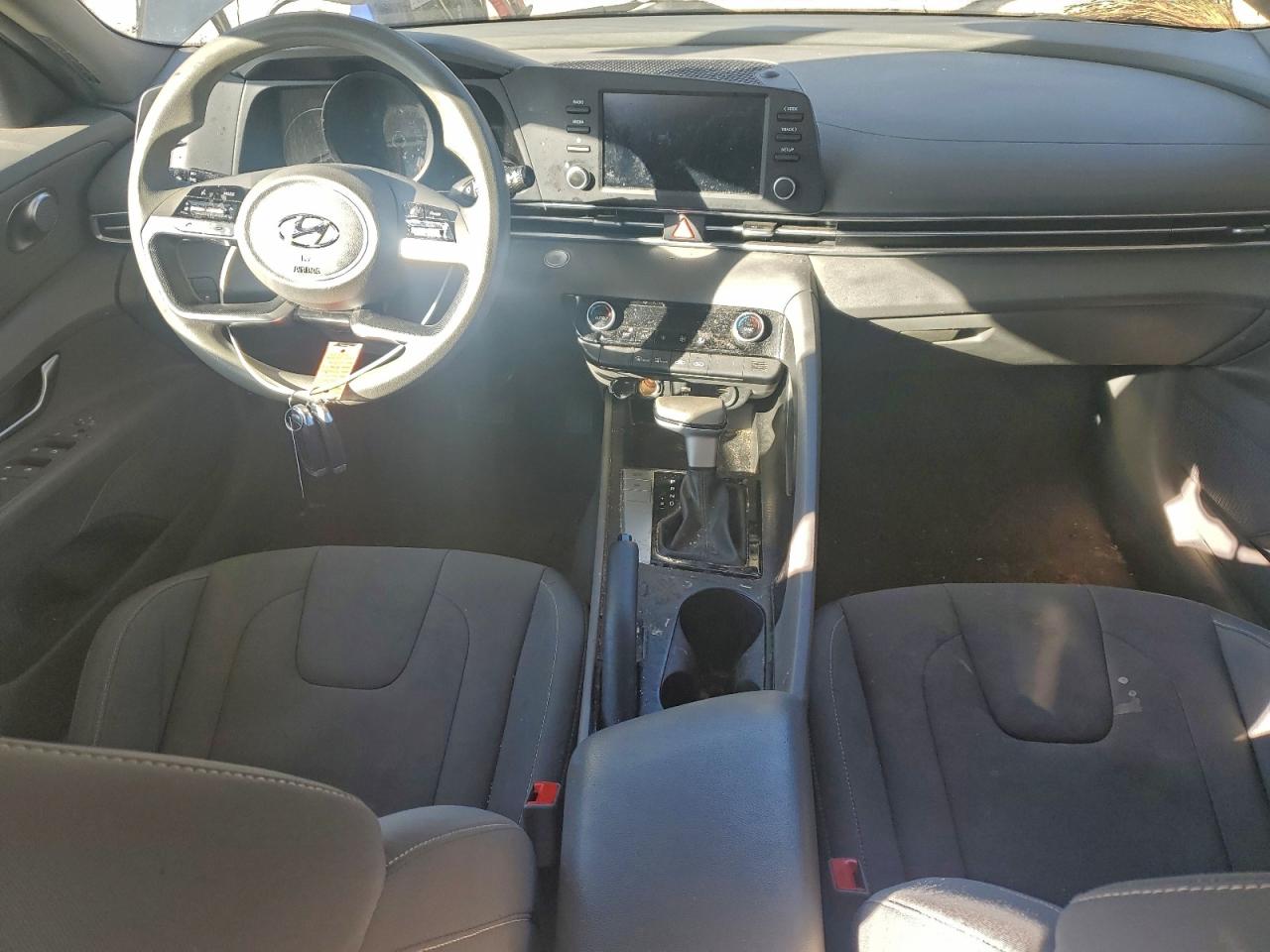 2023 HYUNDAI ELANTRA SEL photo 8