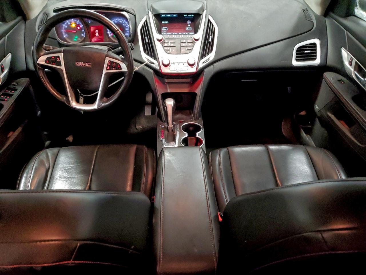 2013 GMC TERRAIN SLT photo 8