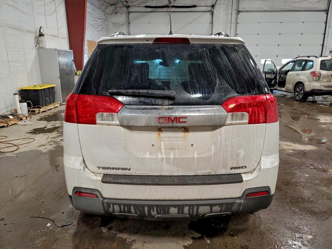 2013 GMC TERRAIN SLT photo 6