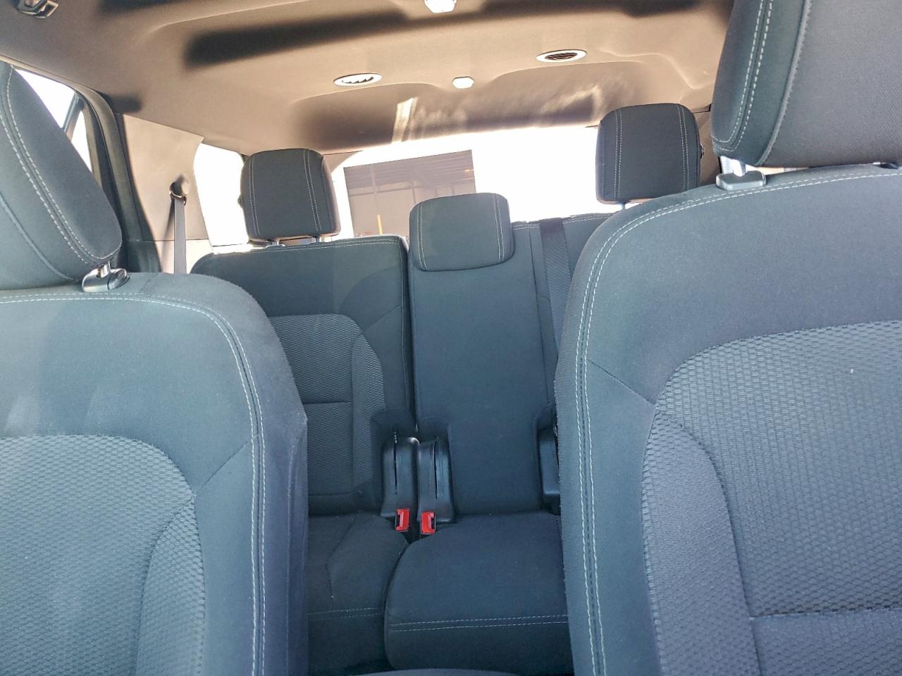 2018 FORD EXPLORER XLT photo 10