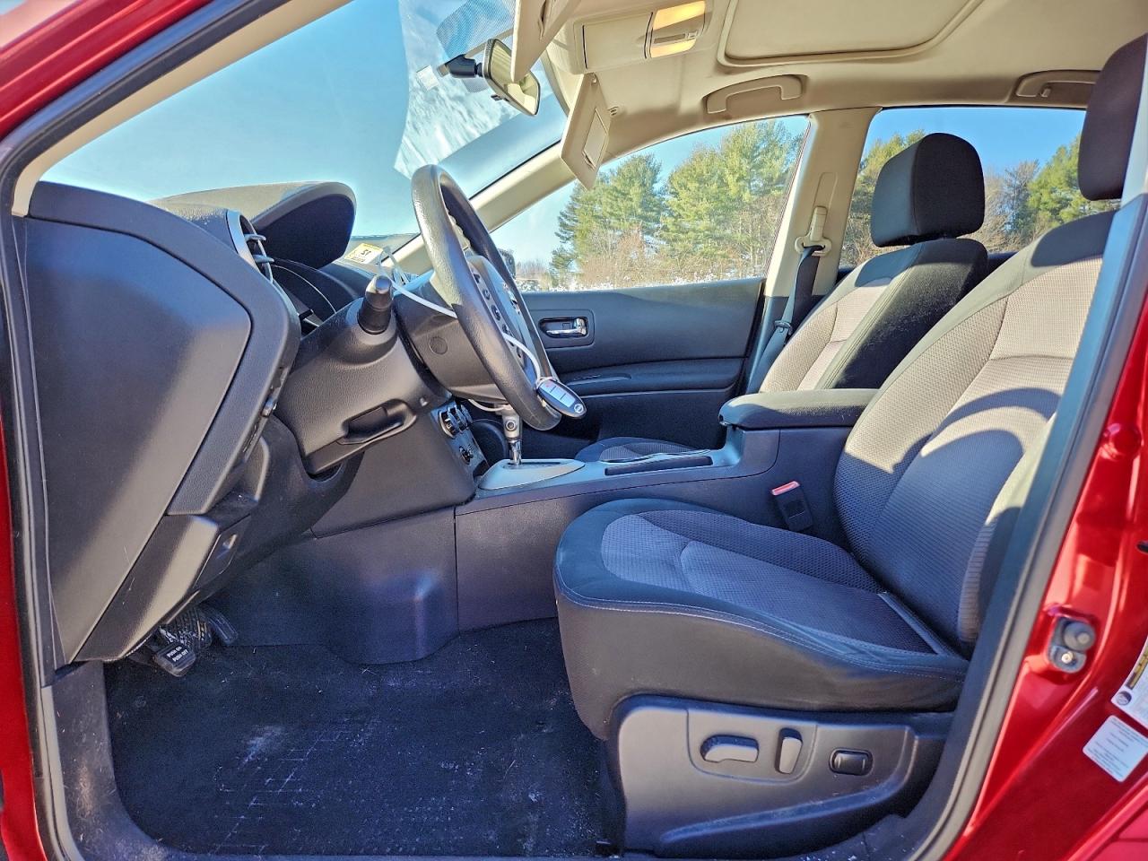 2011 NISSAN ROGUE S photo 7