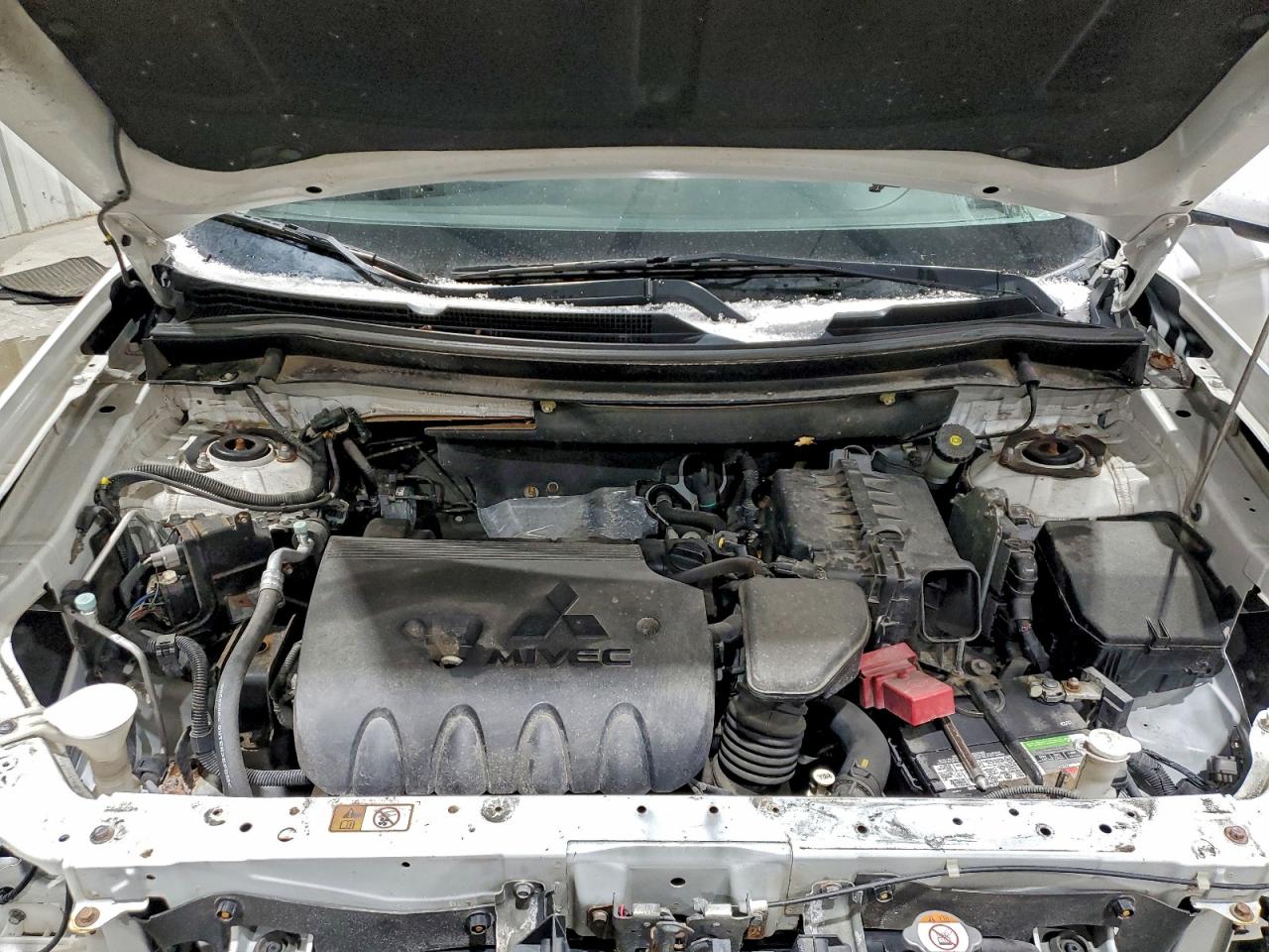 2016 MITSUBISHI OUTLANDER SE photo 12