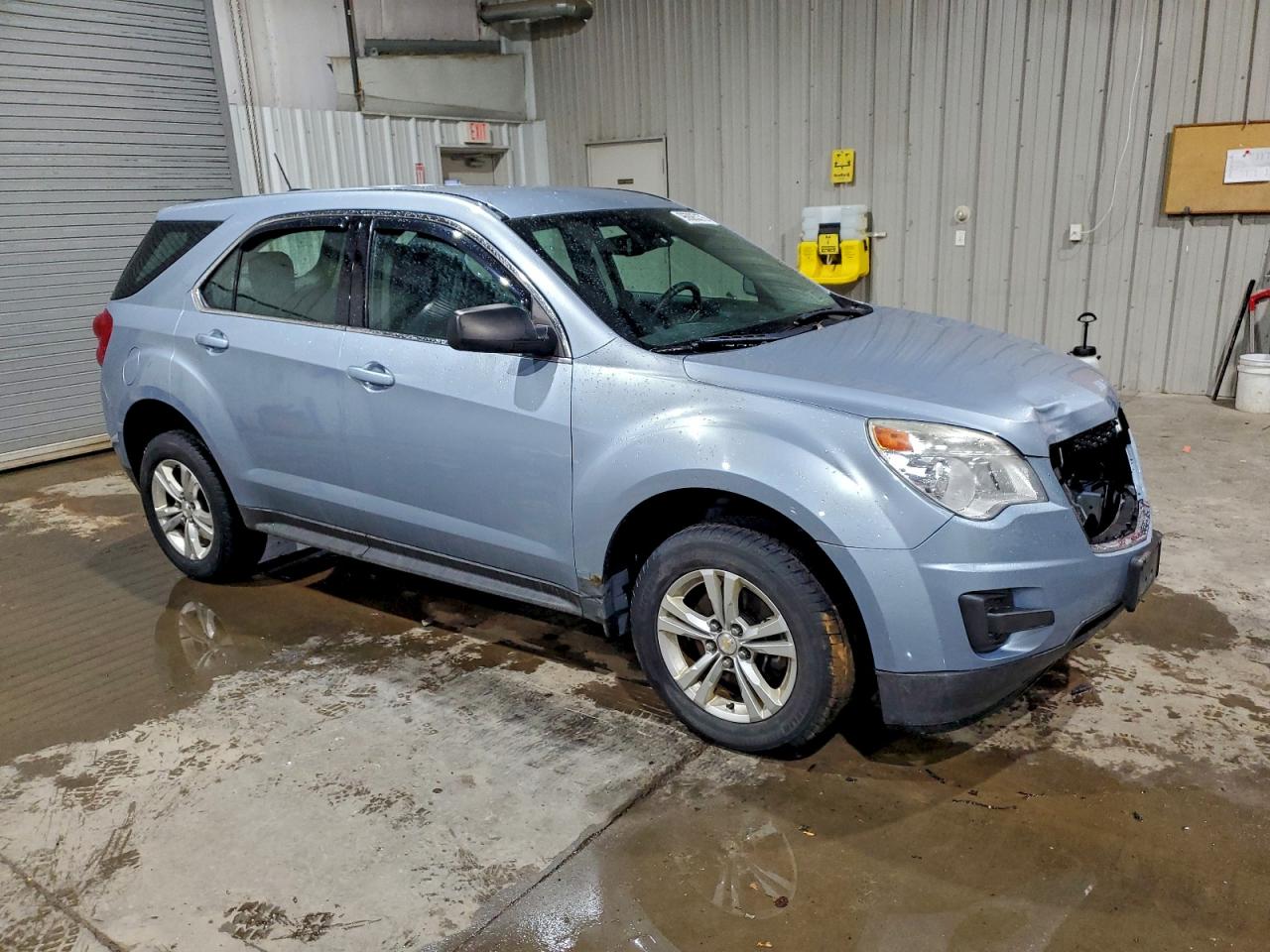 2015 CHEVROLET EQUINOX LS photo 4