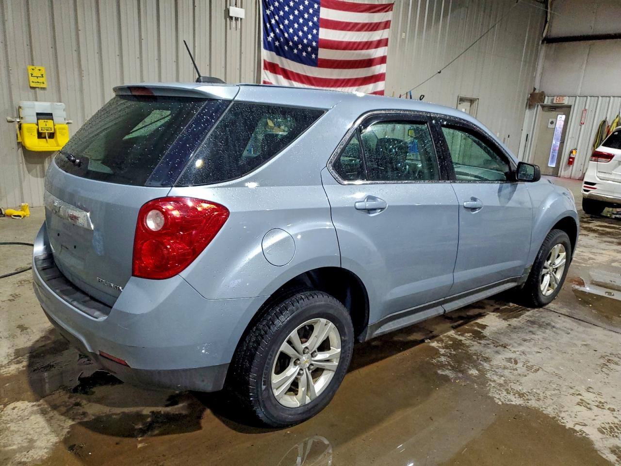 2015 CHEVROLET EQUINOX LS photo 3