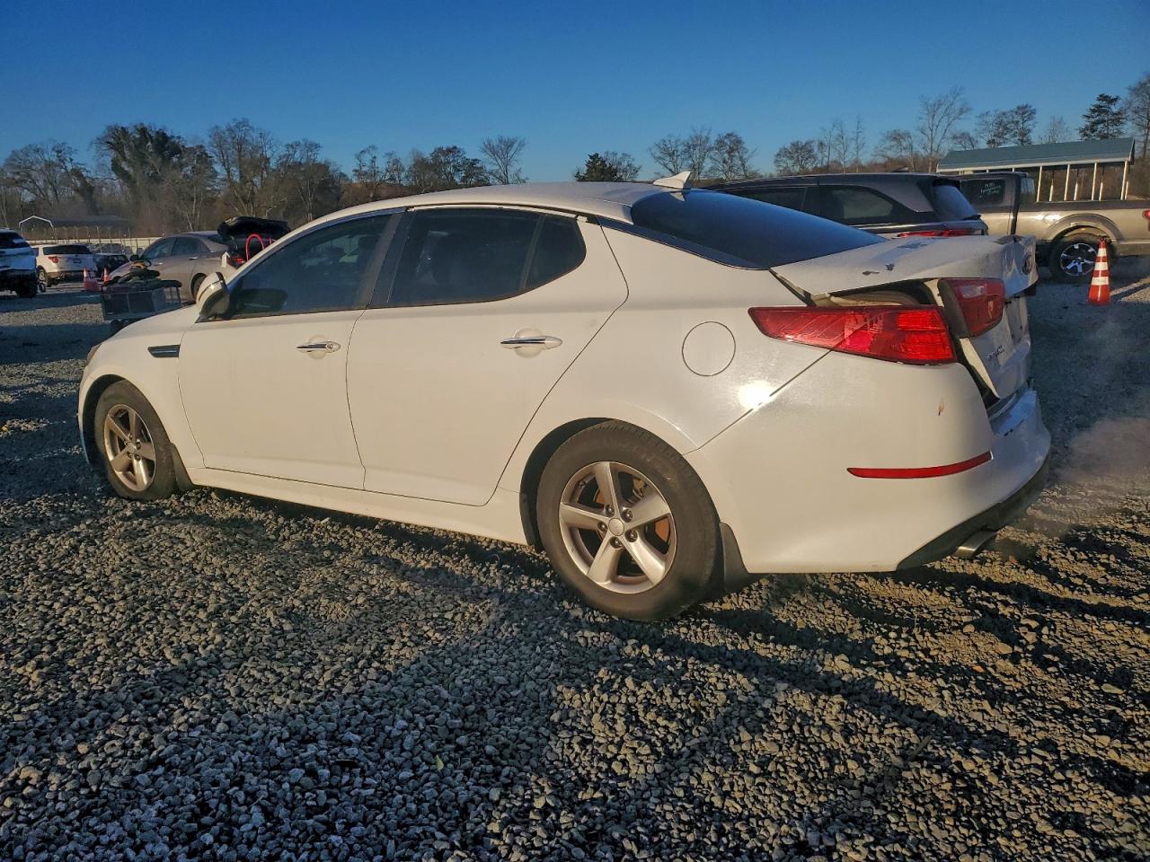 2015 KIA OPTIMA LX photo 3