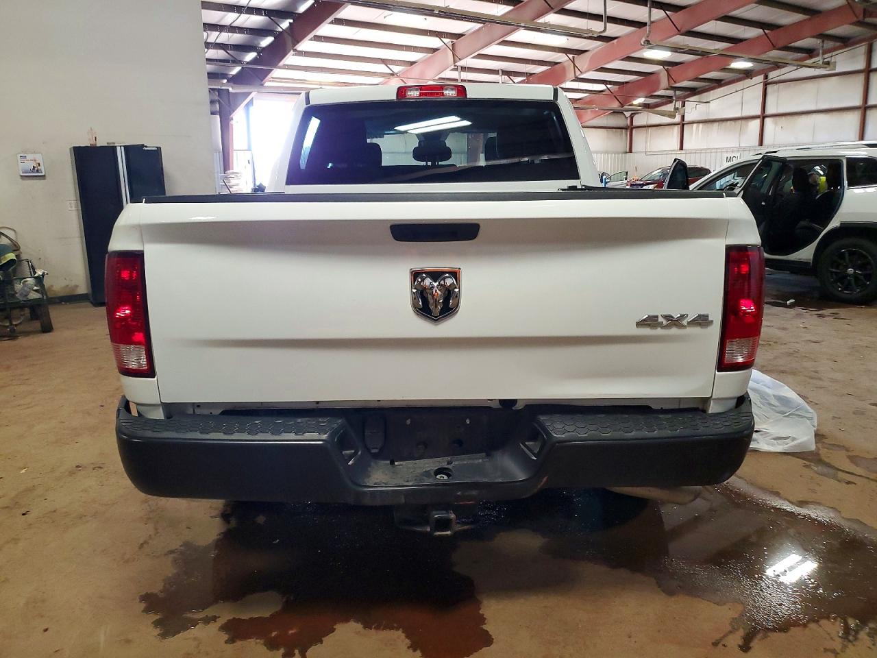 2022 RAM 1500 CLASSIC TRADESMAN photo 6