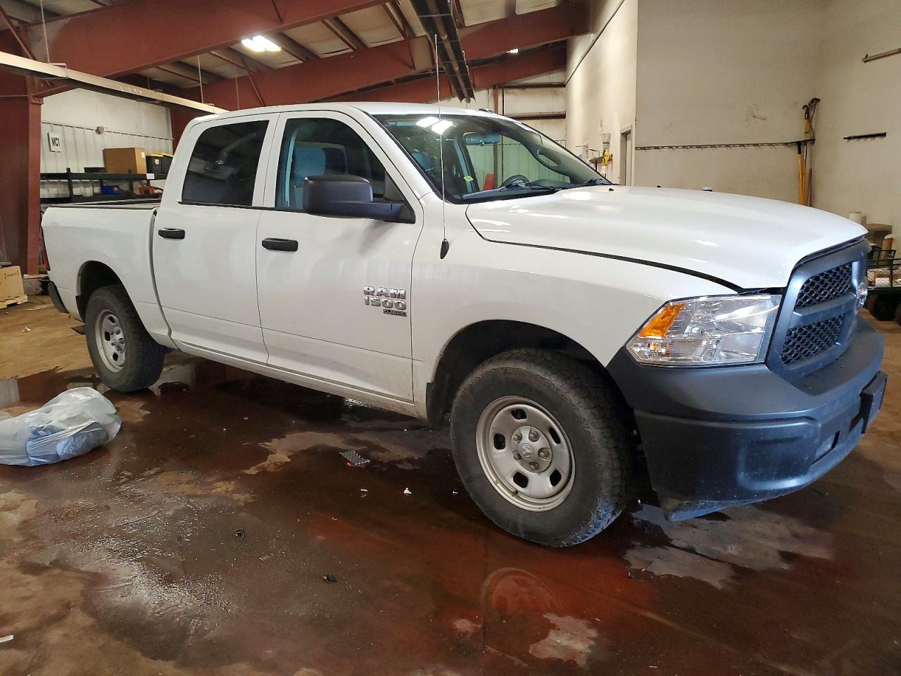 2022 RAM 1500 CLASSIC TRADESMAN photo 4