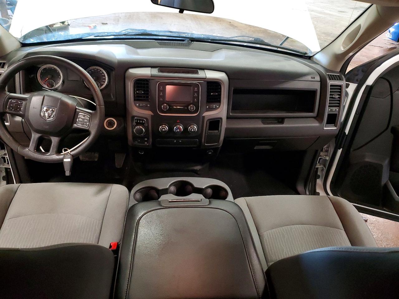 2022 RAM 1500 CLASSIC TRADESMAN photo 8