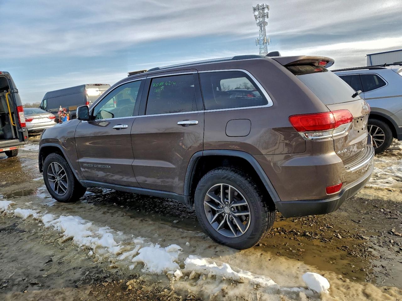 2018 JEEP GRAND CHEROKEE LIMITED photo 2