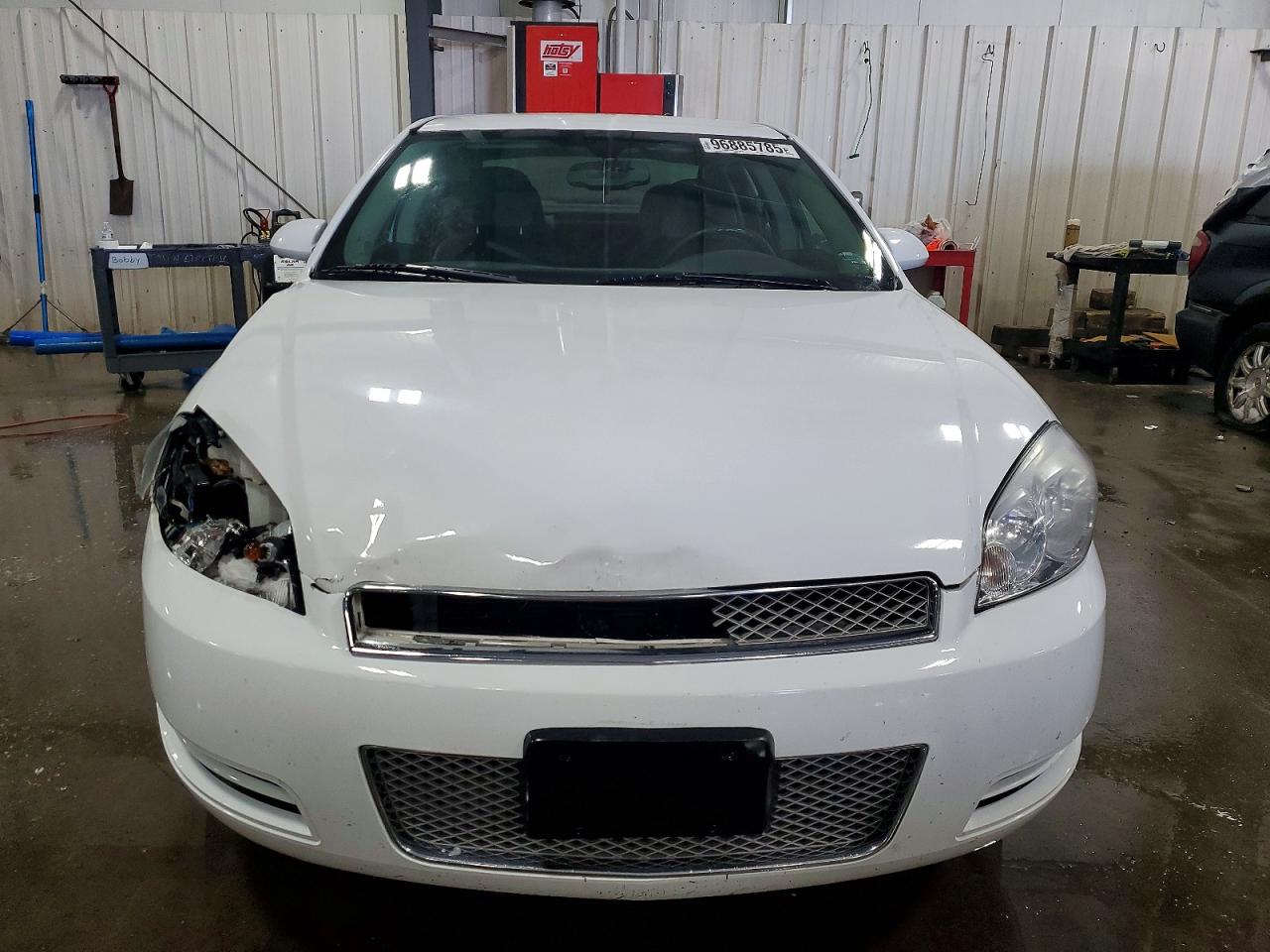2013 CHEVROLET IMPALA LT photo 5