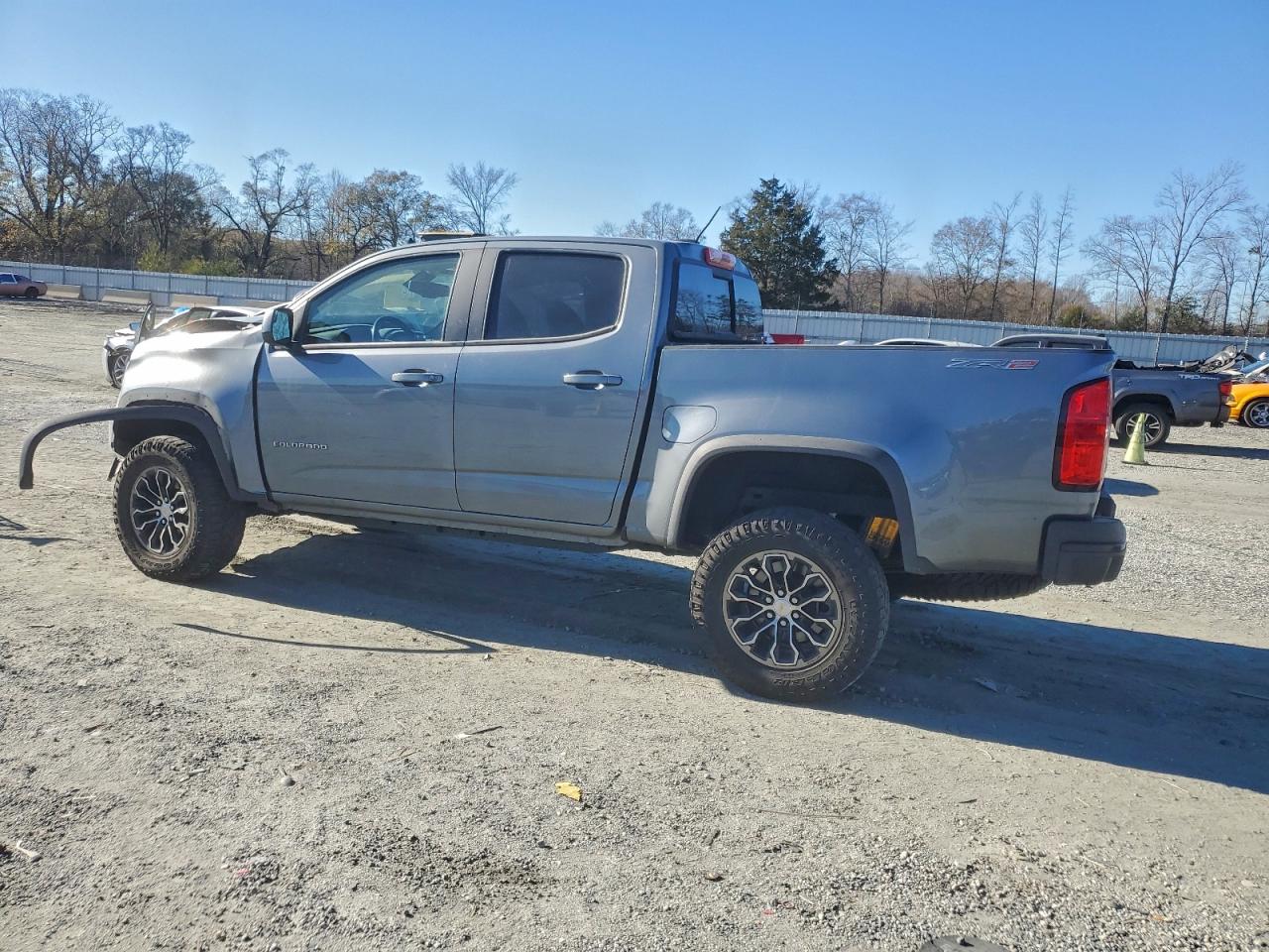 2022 CHEVROLET COLORADO ZR2 photo 2