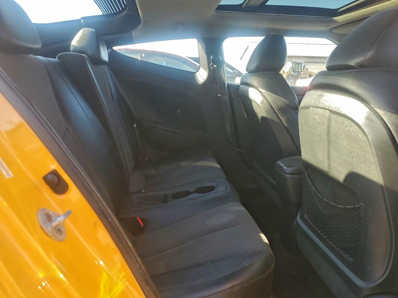 2013 HYUNDAI VELOSTER photo 10
