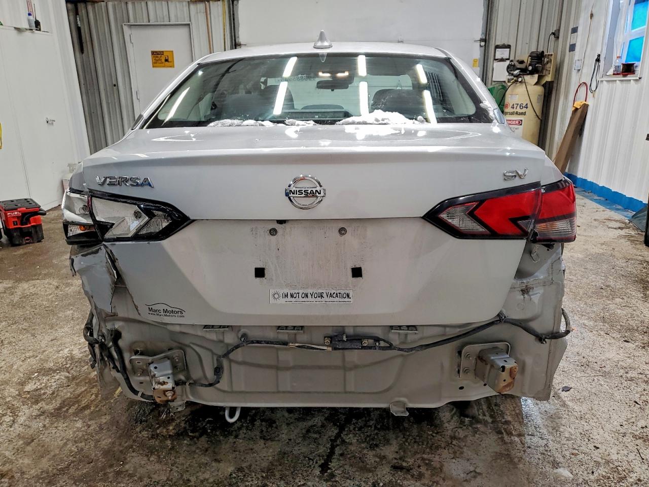 2021 NISSAN VERSA SV photo 6