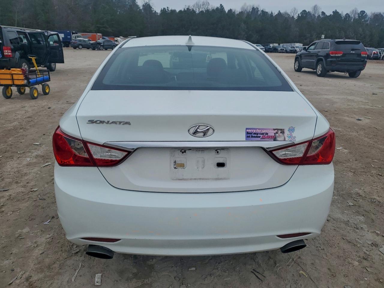 2011 HYUNDAI SONATA SE photo 6