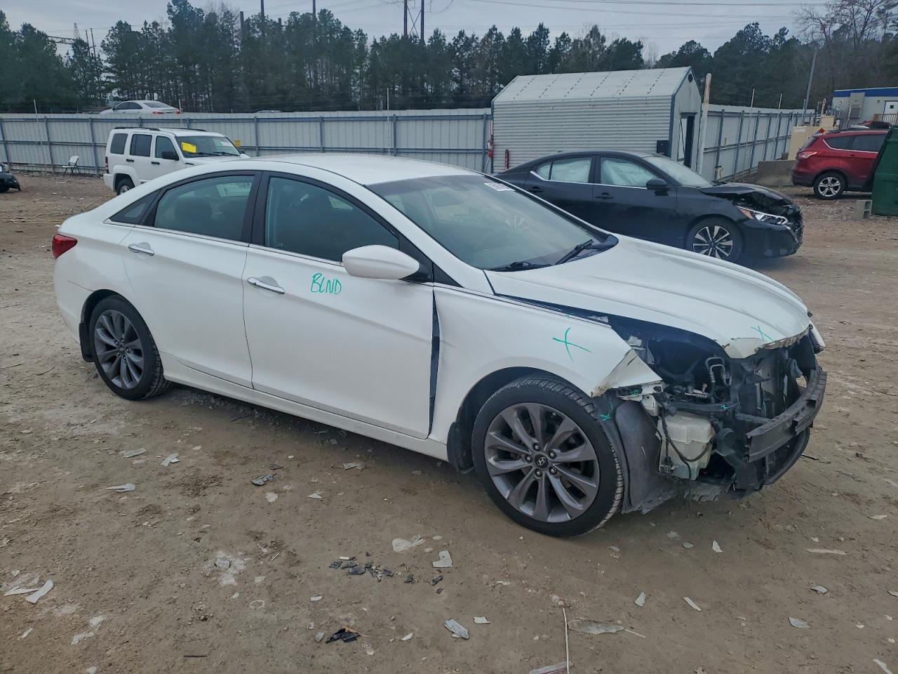 2011 HYUNDAI SONATA SE photo 4