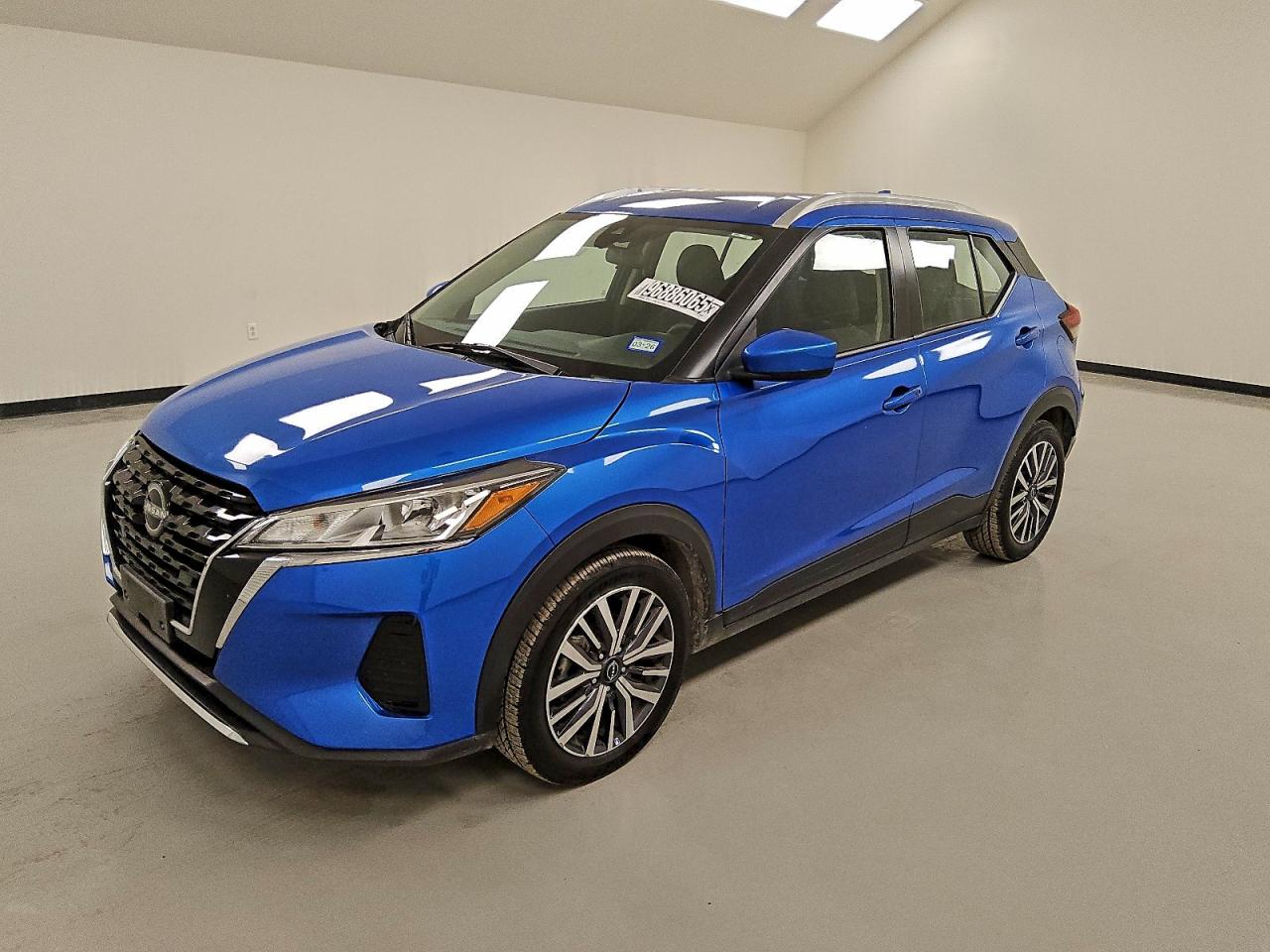 2023 NISSAN KICKS