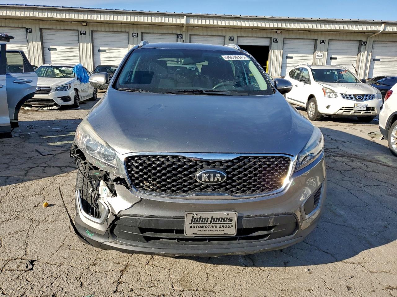 2016 KIA SORENTO LX photo 5