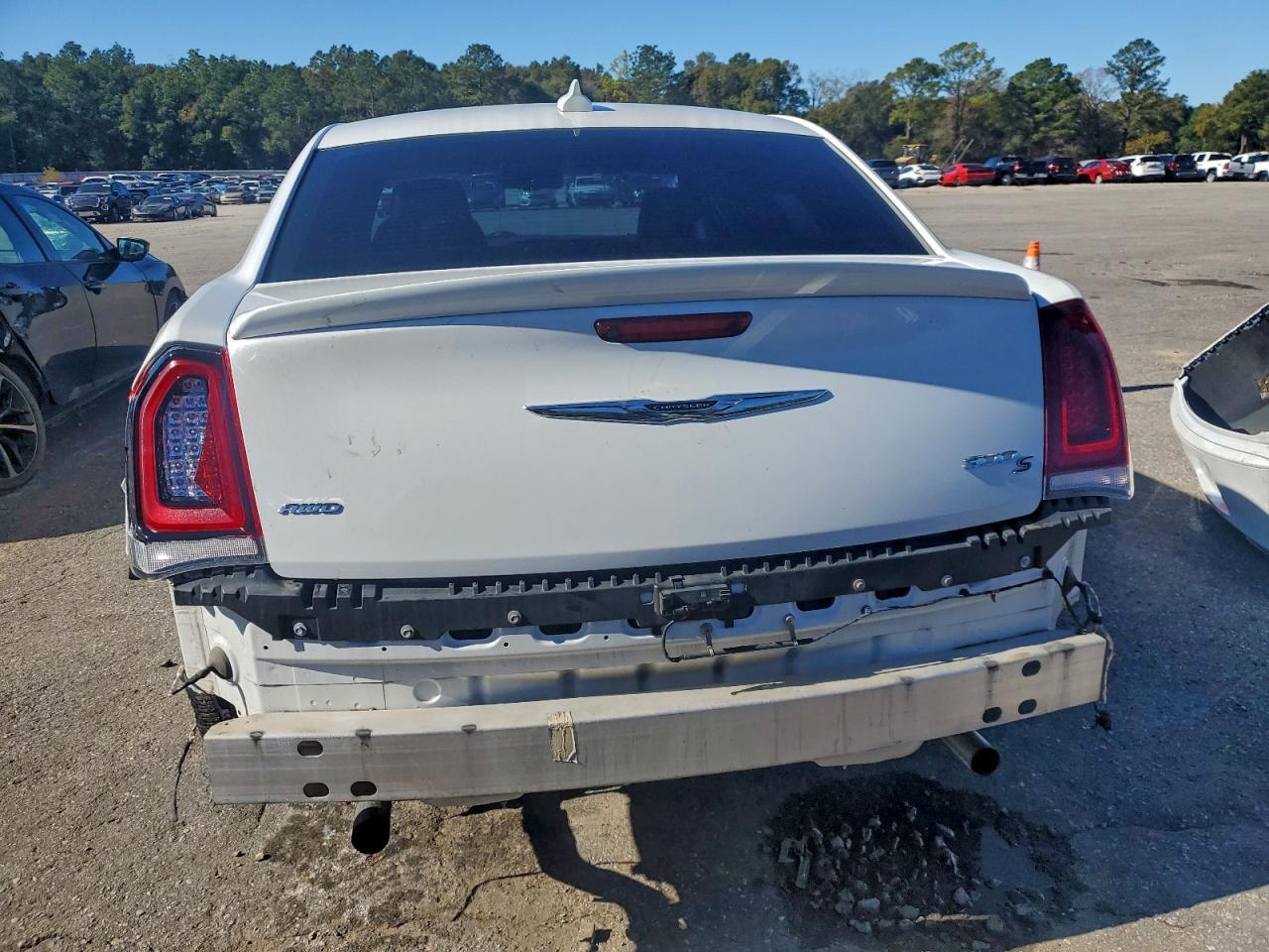 2020 CHRYSLER 300 S photo 6