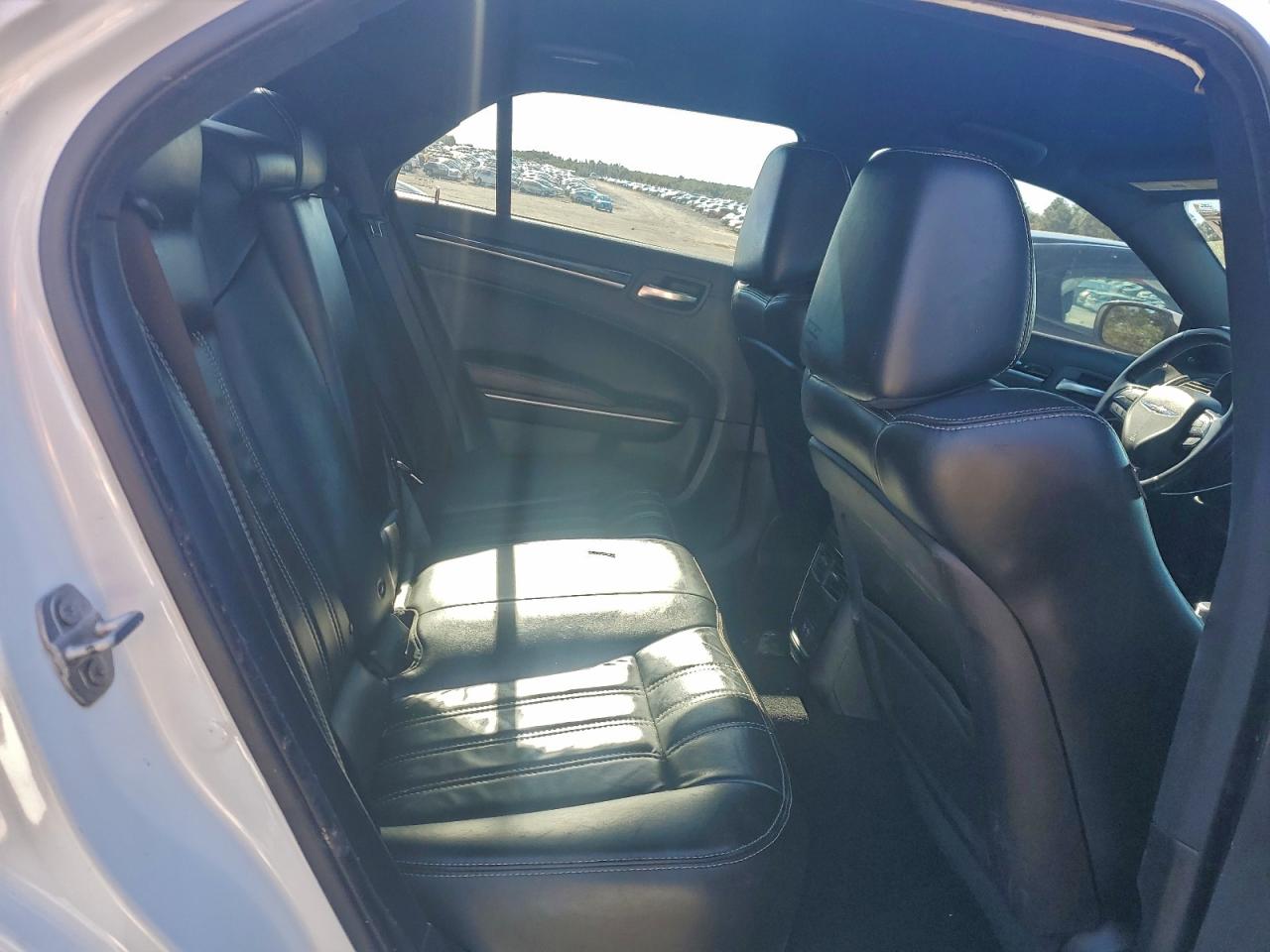 2020 CHRYSLER 300 S photo 10