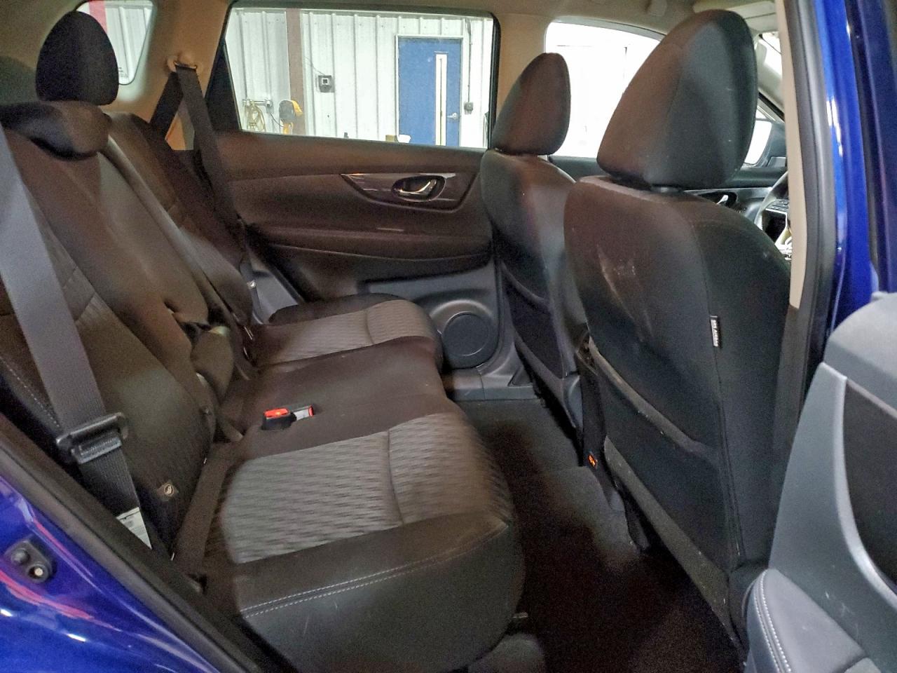 2019 NISSAN ROGUE S photo 11