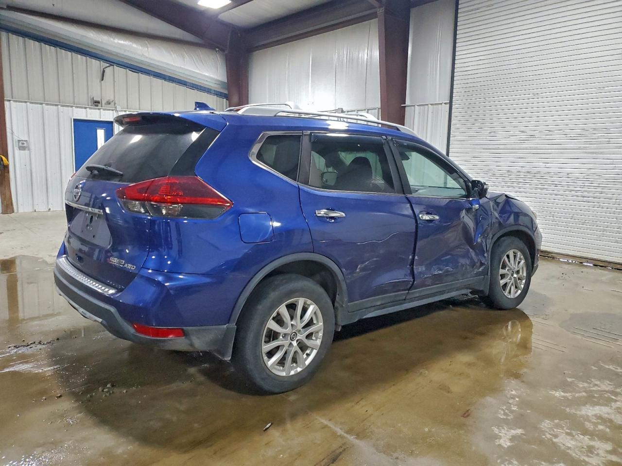2019 NISSAN ROGUE S photo 3
