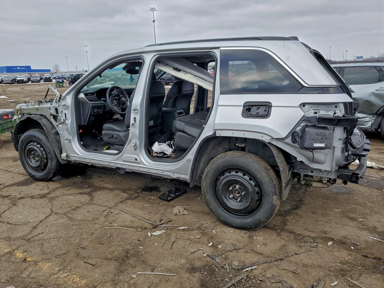 2024 JEEP GRAND CHEROKEE LIMITED photo 2
