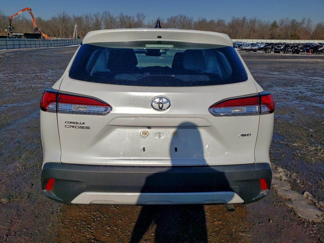 2024 TOYOTA COROLLA CROSS L photo 6