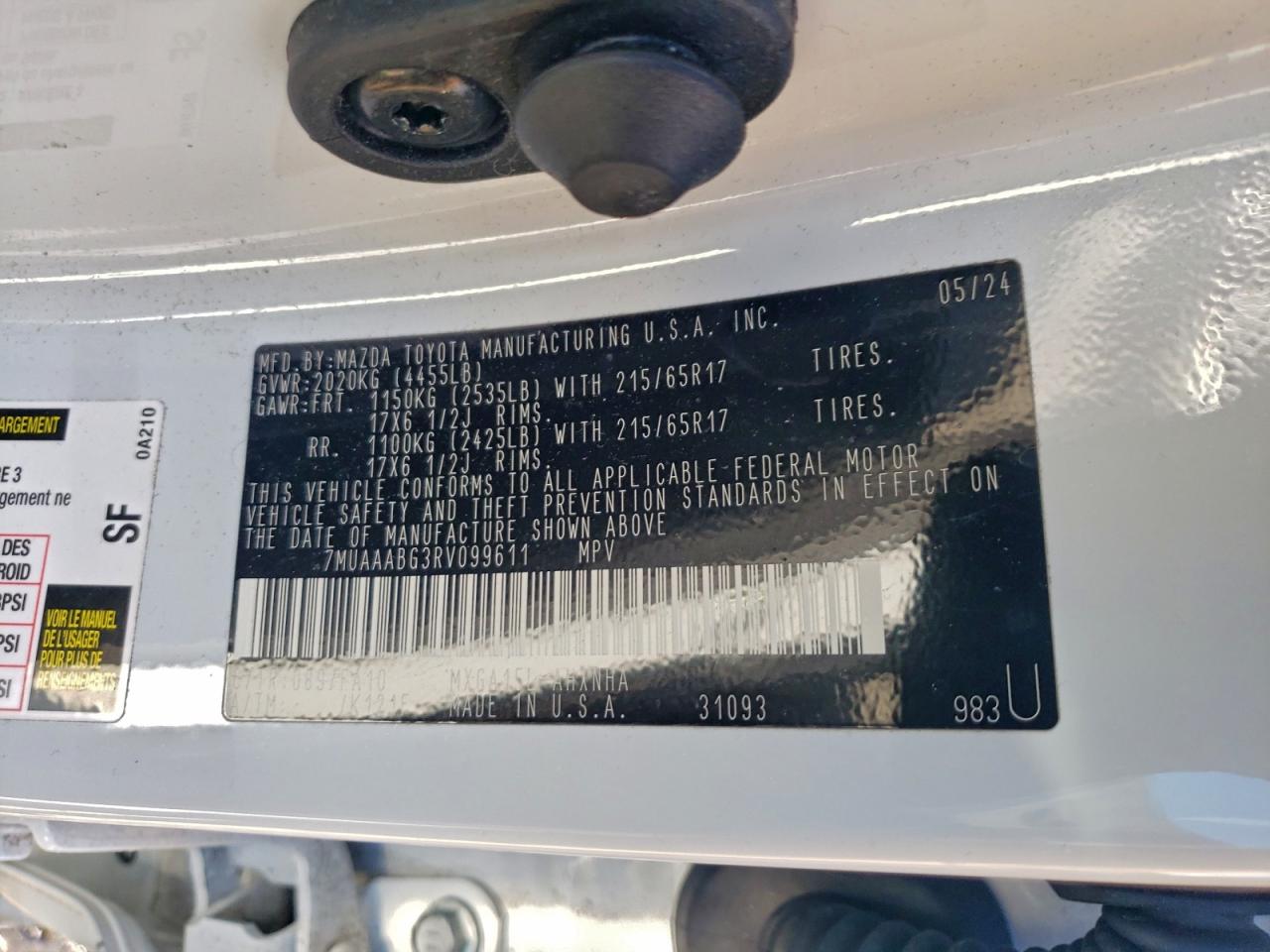 2024 TOYOTA COROLLA CROSS L photo 13
