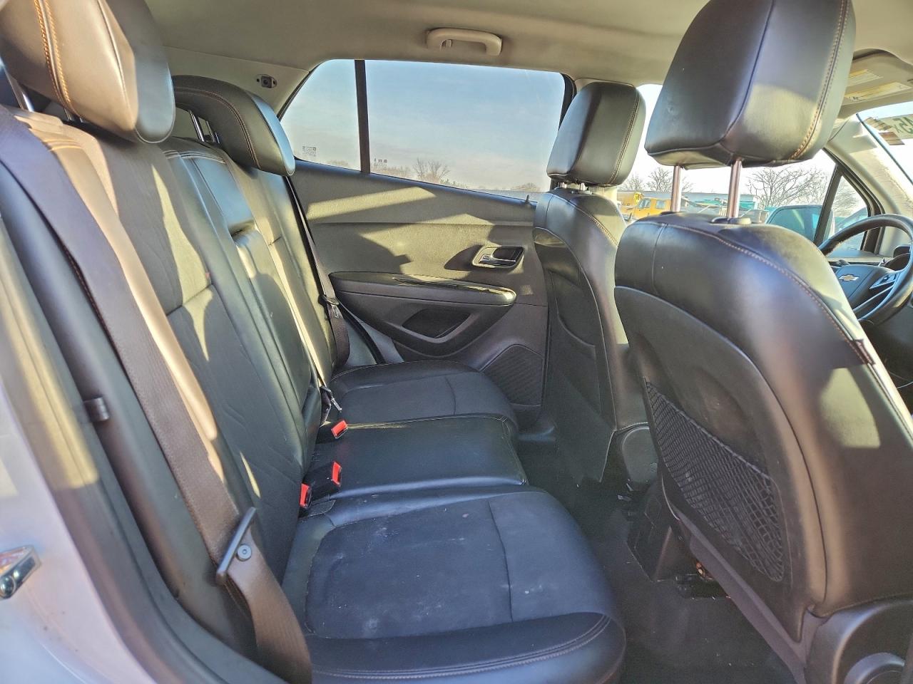 2017 CHEVROLET TRAX 1LT photo 11