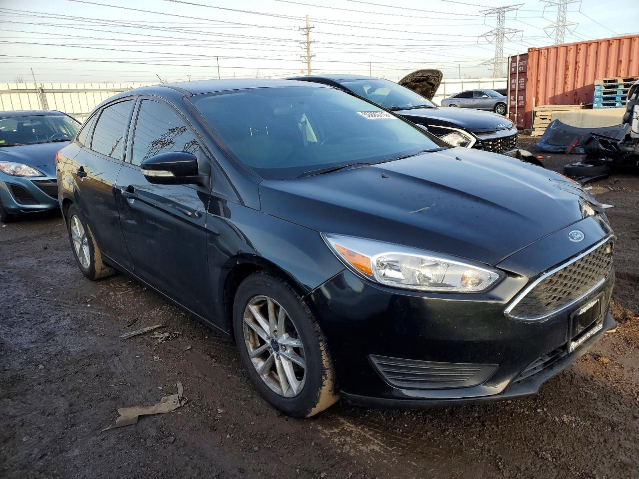 2015 FORD FOCUS SE photo 4