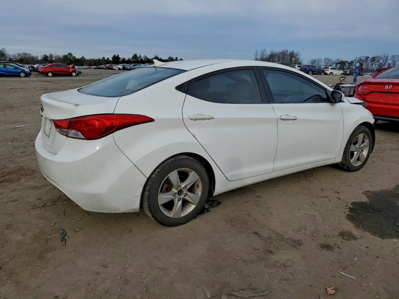 2013 HYUNDAI ELANTRA GLS photo 3
