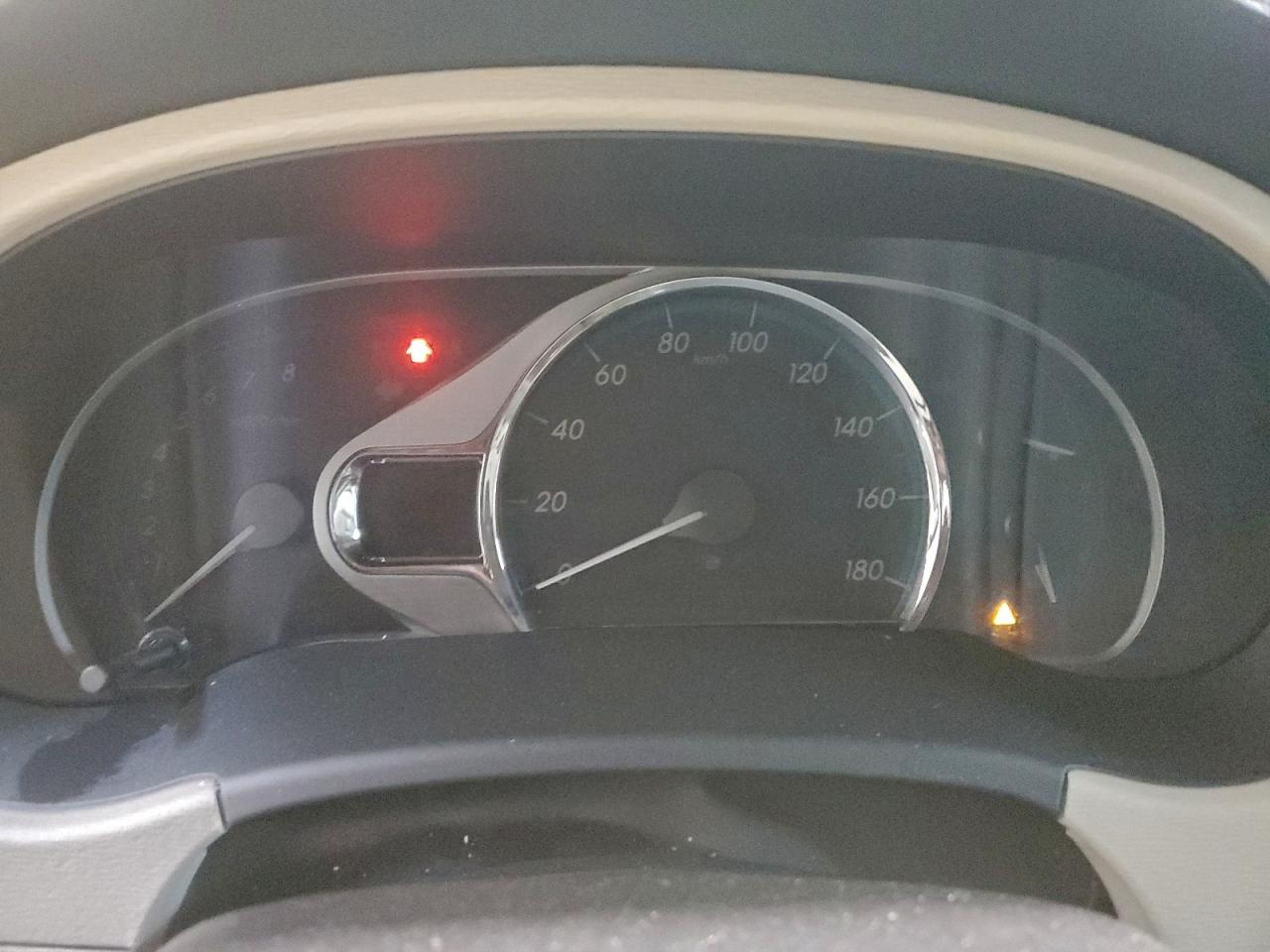 2014 TOYOTA SIENNA XLE photo 25