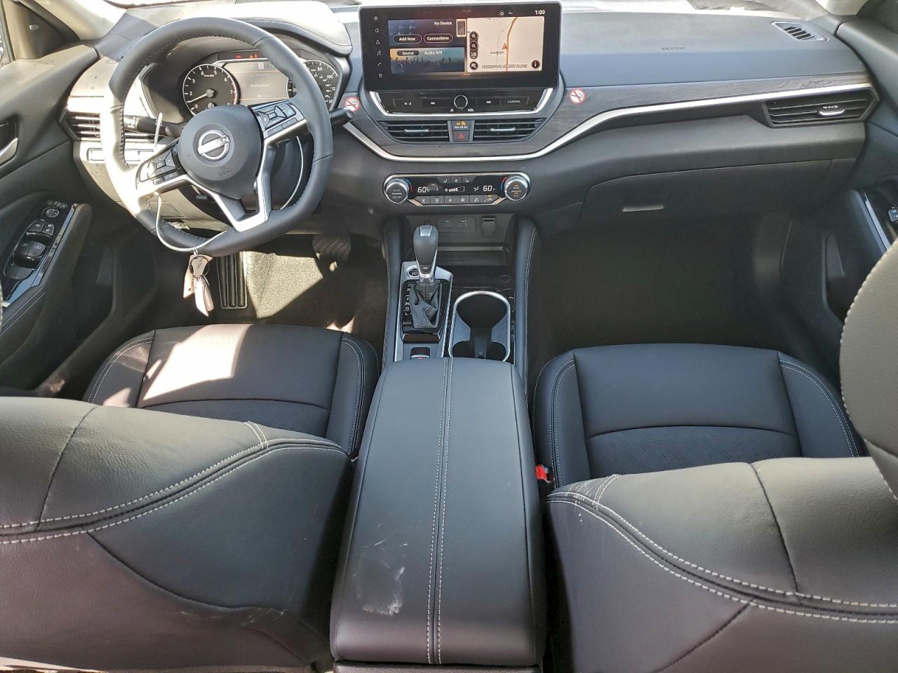 2025 NISSAN ALTIMA SL photo 8