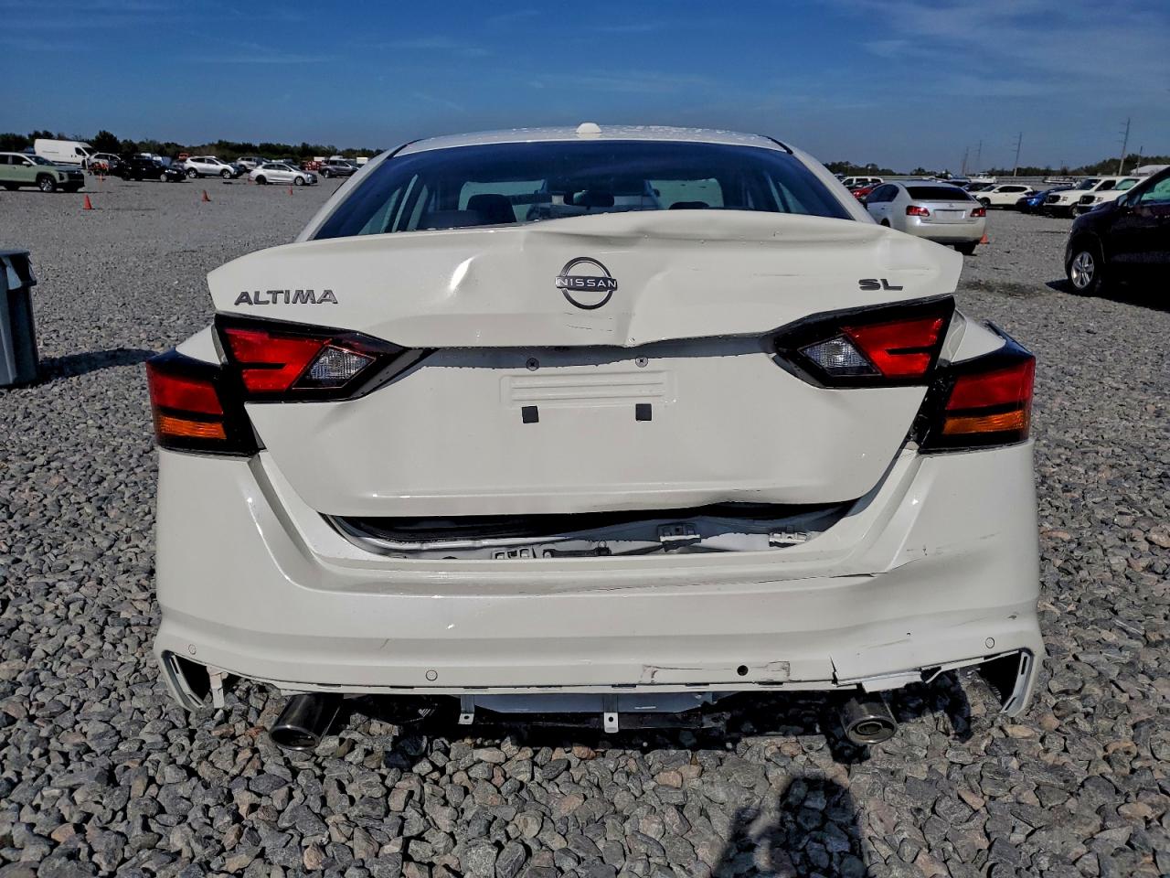 2025 NISSAN ALTIMA SL photo 6