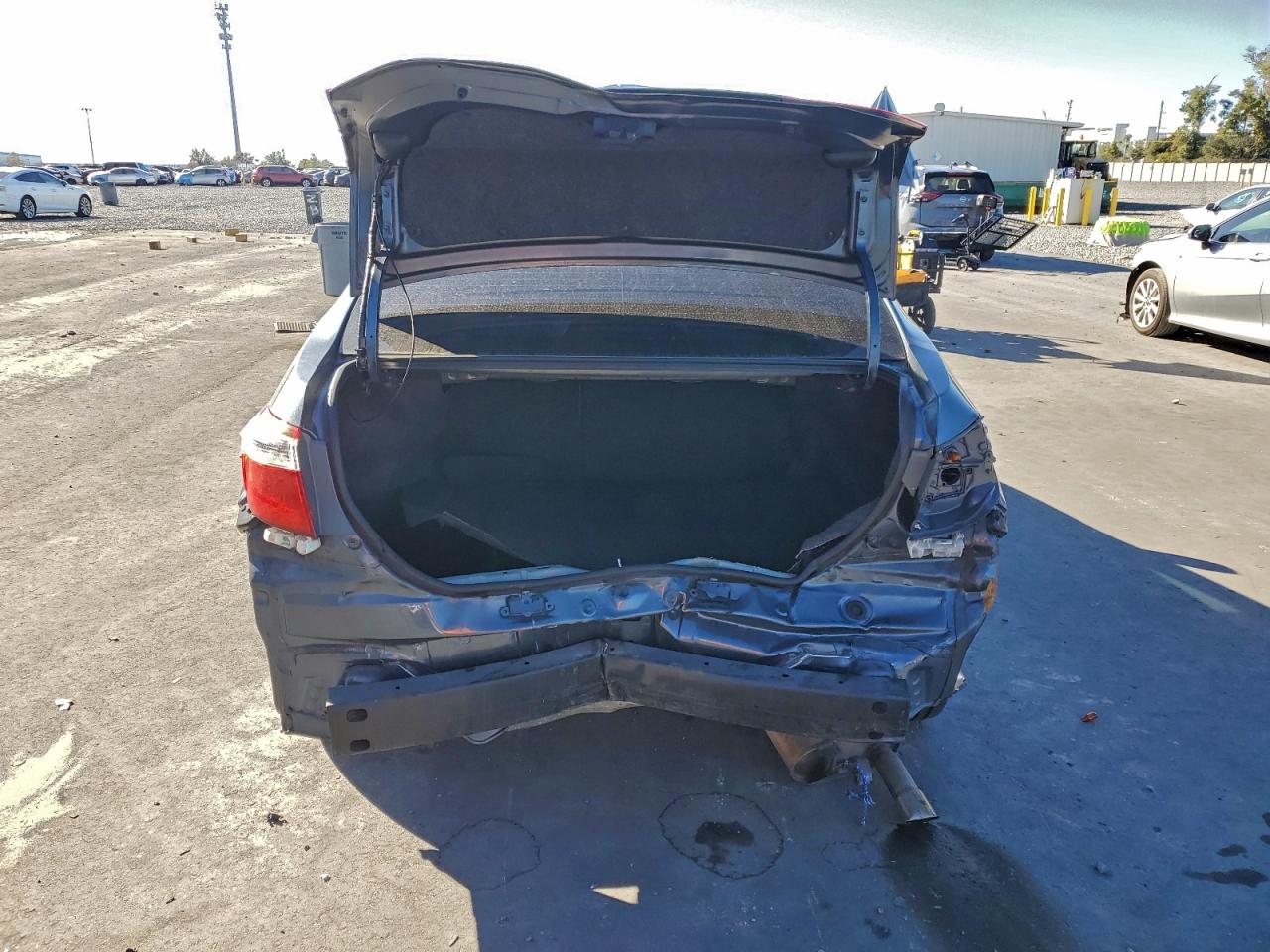 2015 TOYOTA COROLLA L photo 6