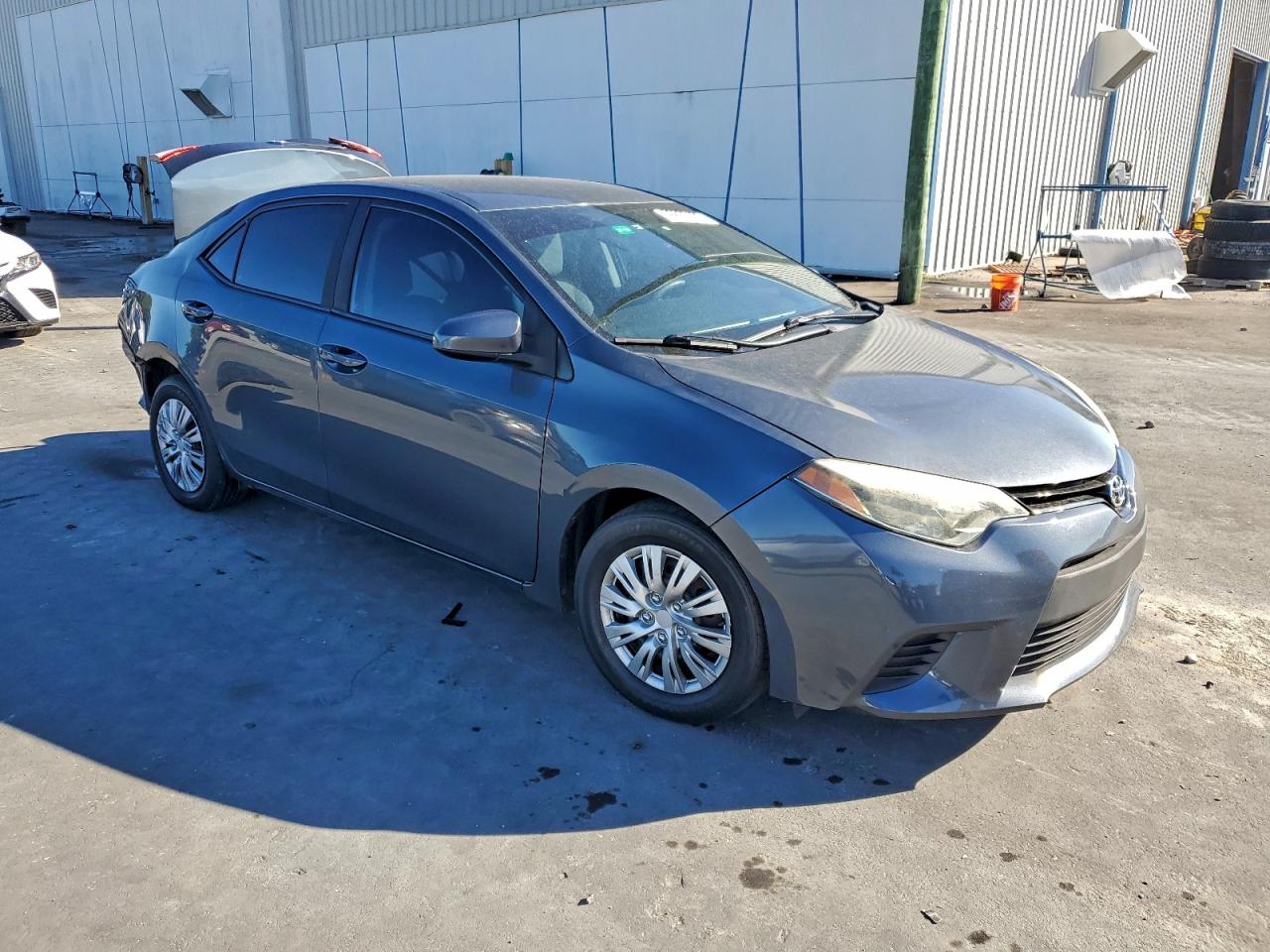 2015 TOYOTA COROLLA L photo 4