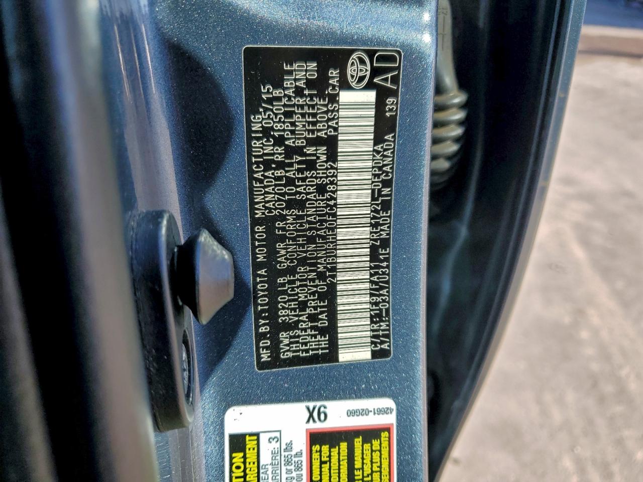 2015 TOYOTA COROLLA L photo 12